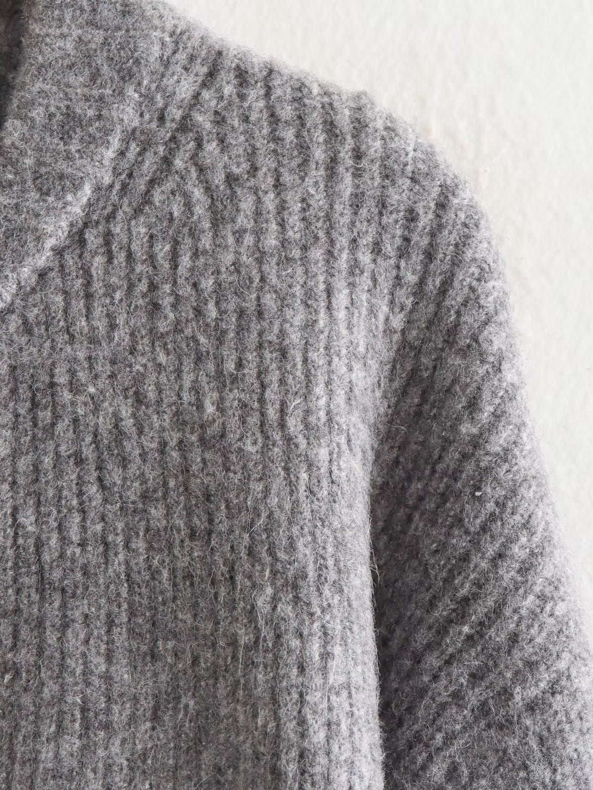 Zip Up Knitted Cardigan with Round Neck for Women
