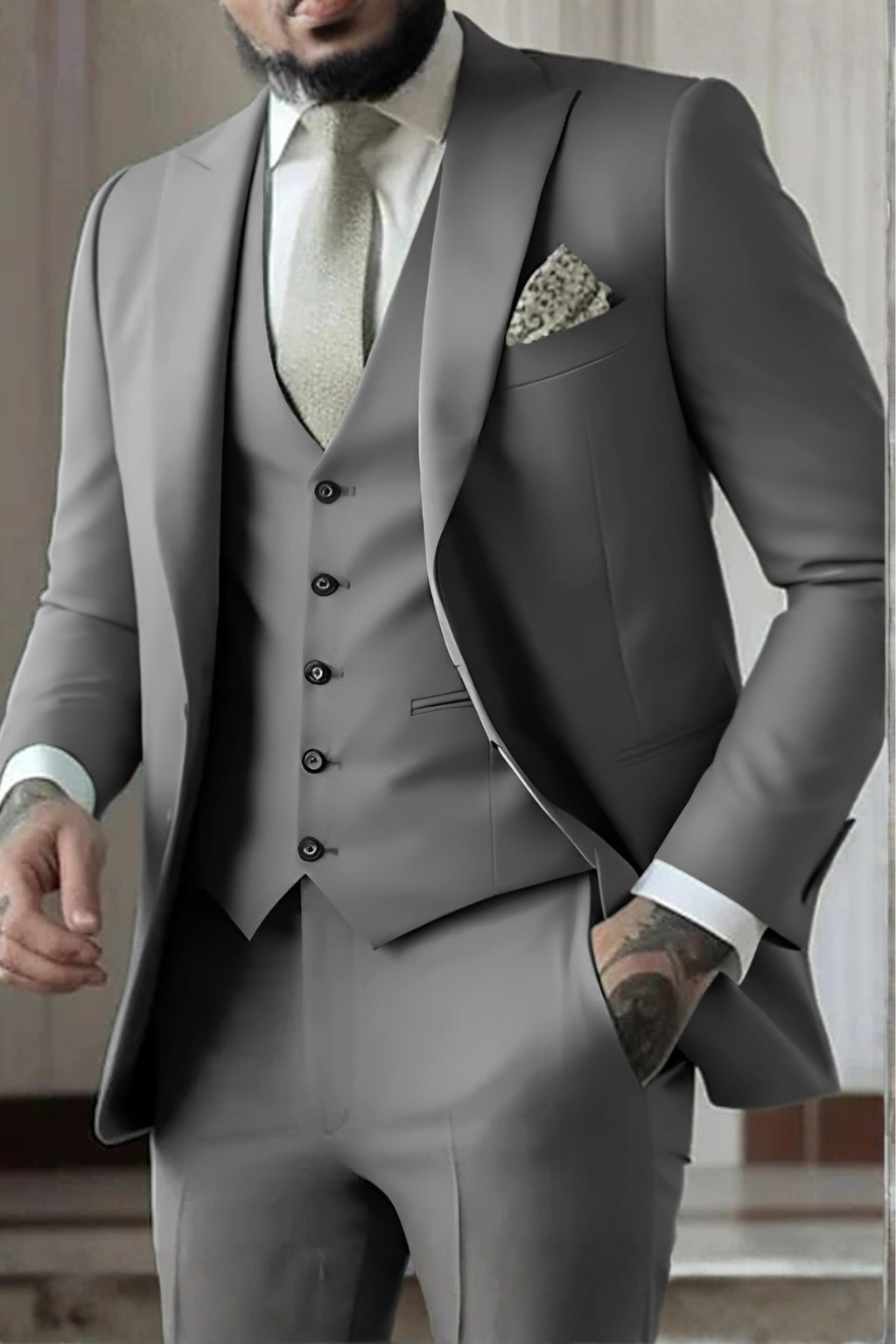 Slim Fit Peak Lapel Three Piece Suit for Men