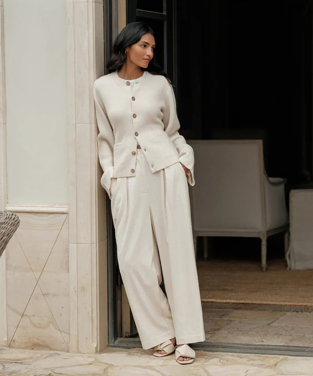 Button-Down Crew Neck Cardigan for Women - View 4