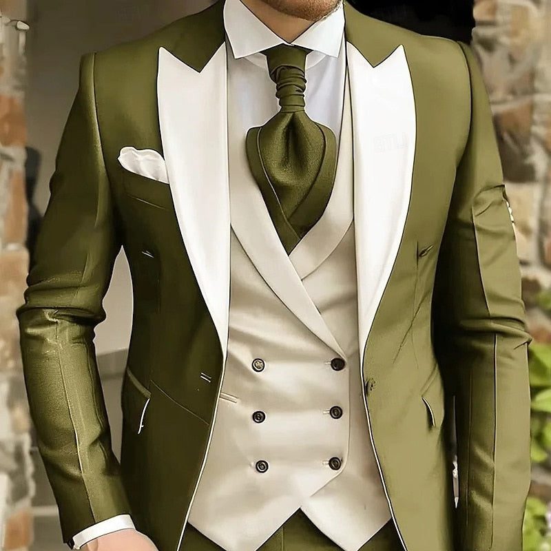 Double-Breasted Peak Lapel Three-Piece Suit for Men