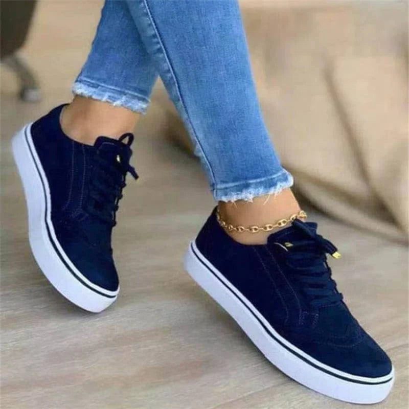 Lace-Up Platform Trainers with Wingtip Detail for Women - Blue