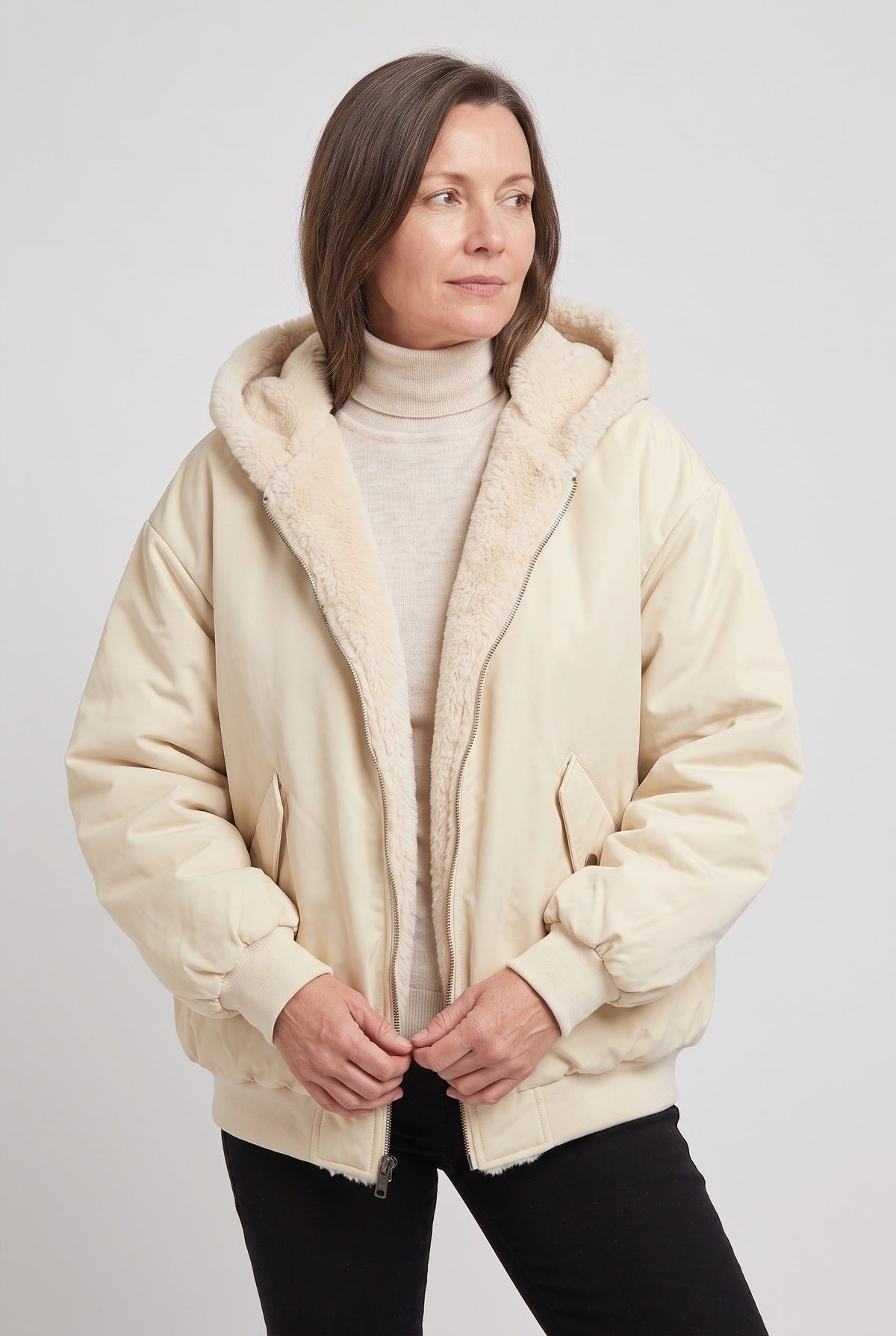 Oversized Hooded Puffer Jacket with Faux Fur Trim for Women - White