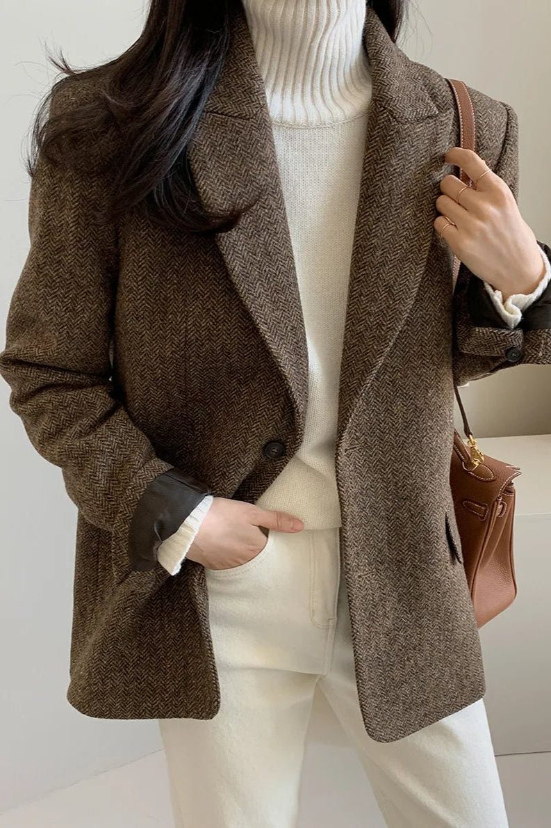 Oversized Notched Collar Blazer for Women - Bruin