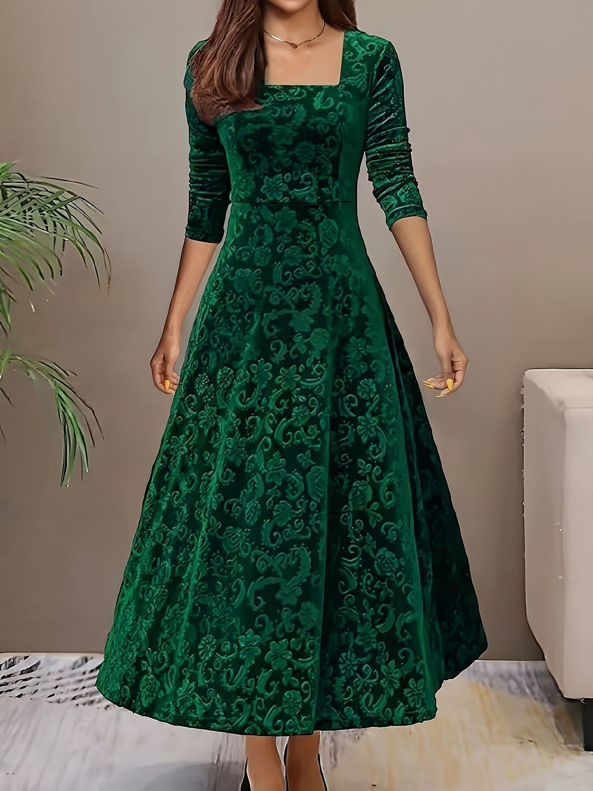 Velvet A-Line Maxi Dress with Square Neckline for Women - Green